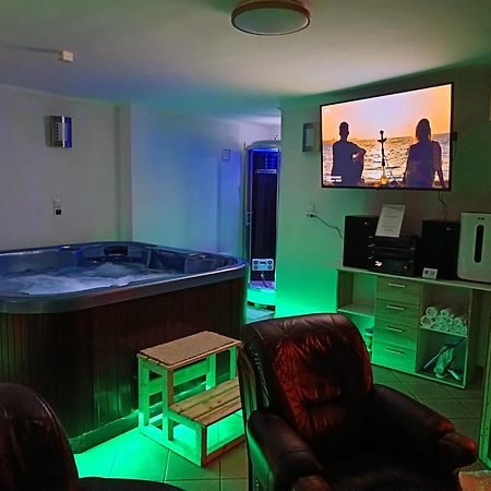 Nikolux Apartman Hajdúszoboszló Exterior foto